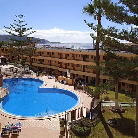 Firstline Cristianos * Arona (Tenerife)