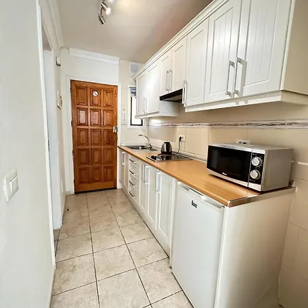 Firstline Cristianos Arona (Tenerife)