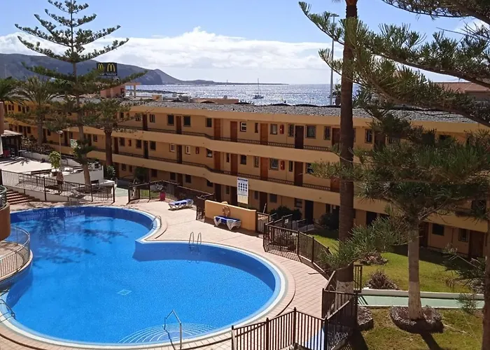 Firstline Cristianos * Arona (Tenerife)