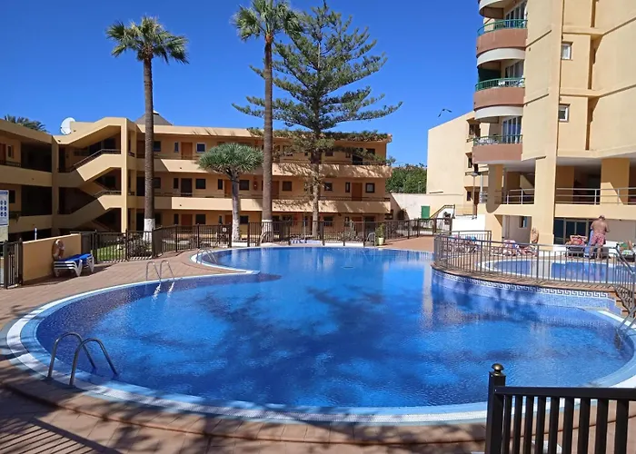 Firstline Cristianos Arona (Tenerife)