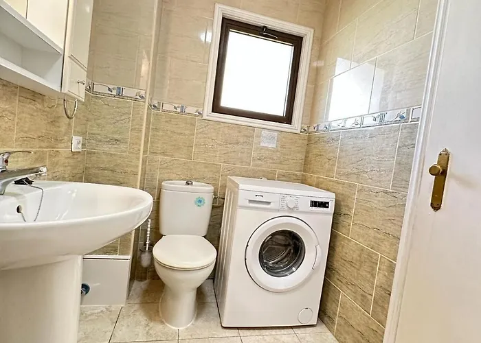 Firstline Cristianos 公寓